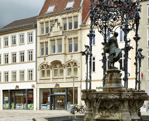 Umbau und Sanierung eines Wohn- und Geschäftshäuser in der Weender Straße 22-24 in Göttingen von Schwieger ArchitektenConversion and refurbishment of a residential and commercial building at Weender Strasse 22-24 in Göttingen by Schwieger Architects.