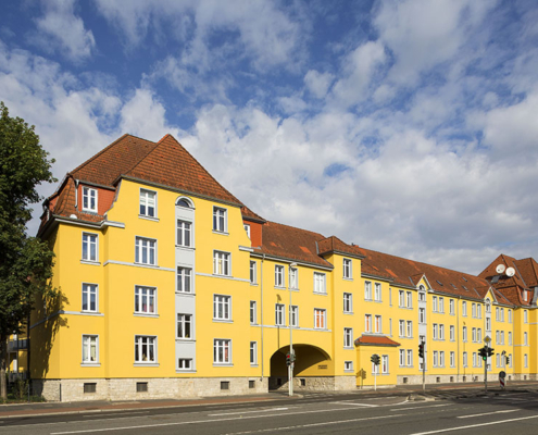 Conversion and refurbishment of an apartment building at Liebrechtstraße 1-3 and Weender Landstraße 89-97 in Göttingen by Schwieger Architects.