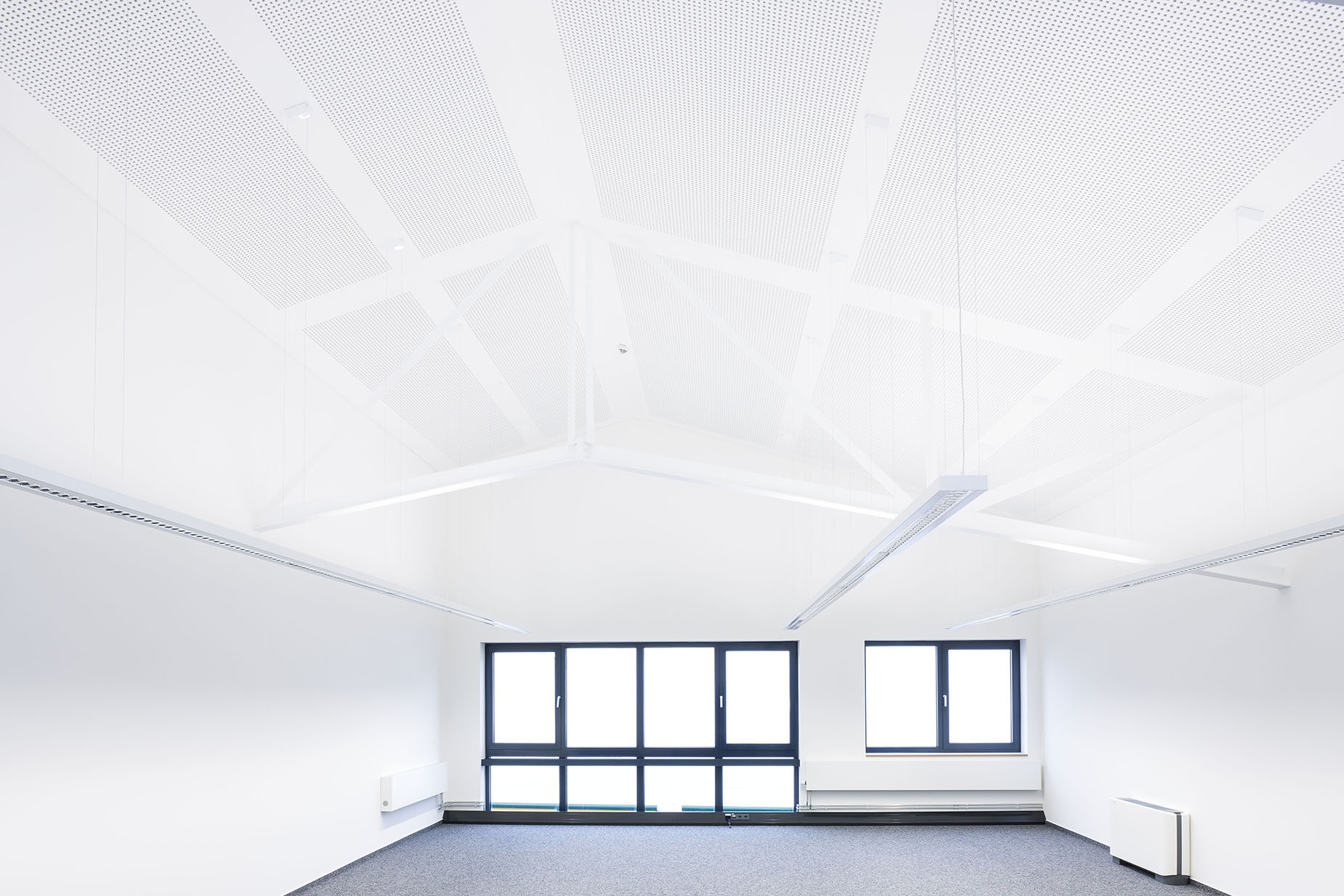 Conversion of industrial hall into administration, Nörten-Hardenberg